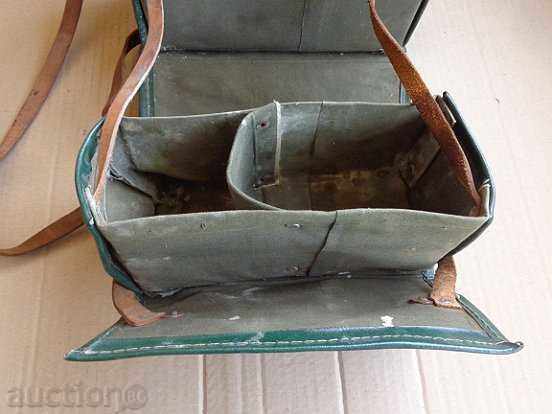 Δημοπρασία Ιατρική τσάντα εκπαιδευτή υγιεινής Ερυθρού Σταυρού δεκαετίας 40-60 Δημοπρασία Ιατρική τσάντα εκπαιδευτή υγιεινής Ερυθρού Σταυρού δεκαετίας 40-60