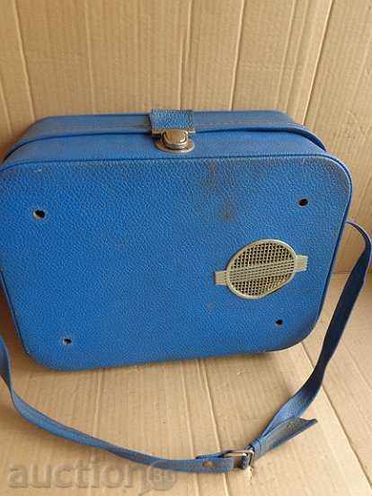 Стар преносим грамофон "МАЕСТРО" - 5 Стар преносим грамофон "МАЕСТРО" - 5