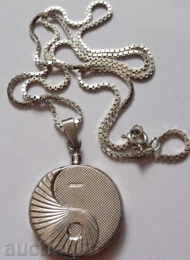 Auction SILVER MEDALAND WITH WORLD PATENT Auction SILVER MEDALAND WITH WORLD PATENT