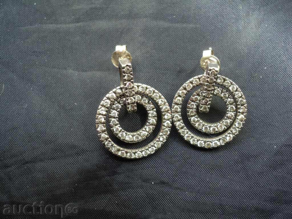 Доставка на Много Красиви и стилни Обици. Доставка на Много Красиви и стилни Обици.