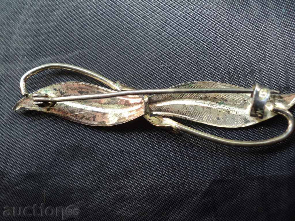 Licitație Frumos brosa vechi.