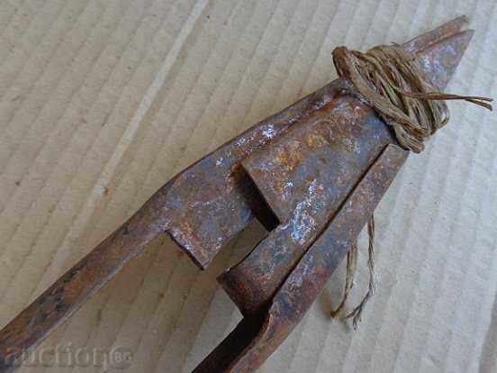 Auction Old scissors for trimming animals Auction Old scissors for trimming animals