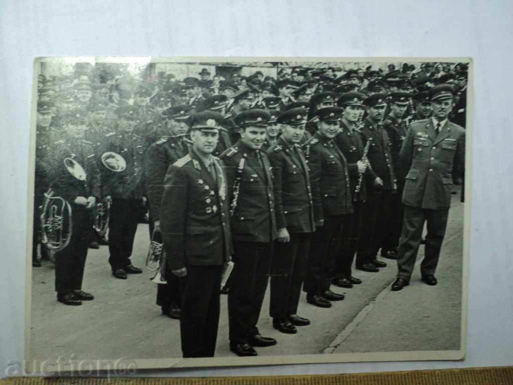 ΦΩΤΟ-old στρατιωτική ορχήστρα. με τιμή 10.00 BGN | € 5.11 ΦΩΤΟ-old στρατιωτική ορχήστρα. με τιμή 10.00 BGN | € 5.11