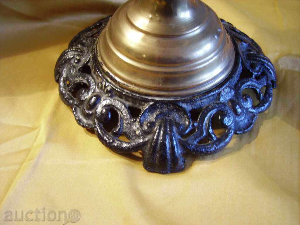 Delivery of An ancient brass lamp lamp