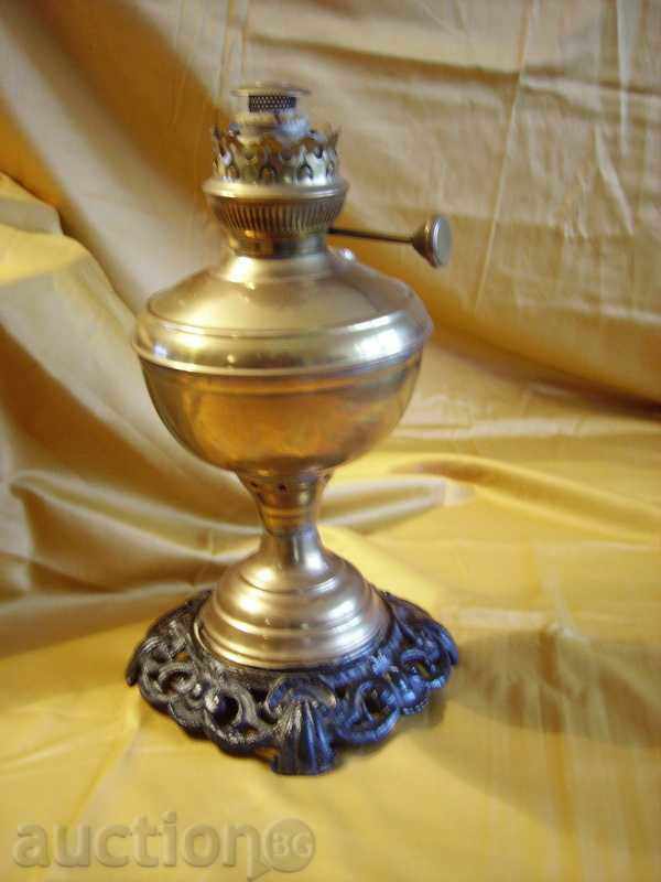 Старинна месингова газена лампа