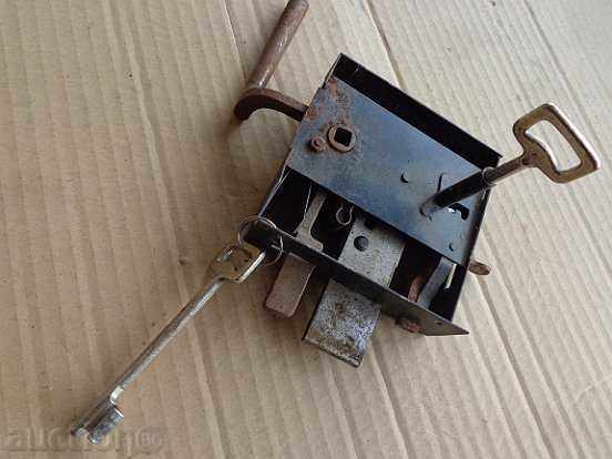 An old lock with keys, key, latch with price 57.00 BGN | € 29.14 An old lock with keys, key, latch with price 57.00 BGN | € 29.14