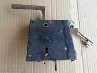 An old lock with keys, key, latch