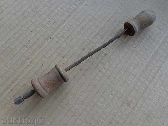 Old carpentry, drill, tool, wrought iron with price 22.00 BGN | € 11.25 Old carpentry, drill, tool, wrought iron with price 22.00 BGN | € 11.25