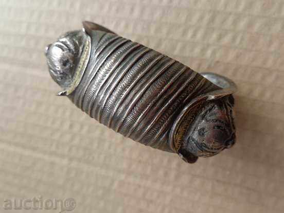 Δημοπρασία Βραχιόλι σφεντόνας Αναγέννησης από σαχάν, κοσμήματα, σμάλτο Δημοπρασία Βραχιόλι σφεντόνας Αναγέννησης από σαχάν, κοσμήματα, σμάλτο