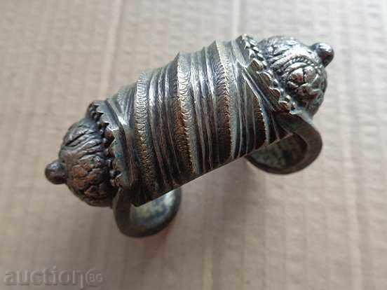 Revival-era bracelet, slingshot type, from Sachan, jewelry, large Revival-era bracelet, slingshot type, from Sachan, jewelry, large