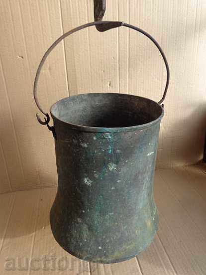 An old cauldron, a baker, a copper pot, a boiler, a bucket, a bucket with price 69.00 BGN | € 35.28 An old cauldron, a baker, a copper pot, a boiler, a bucket, a bucket with price 69.00 BGN | € 35.28