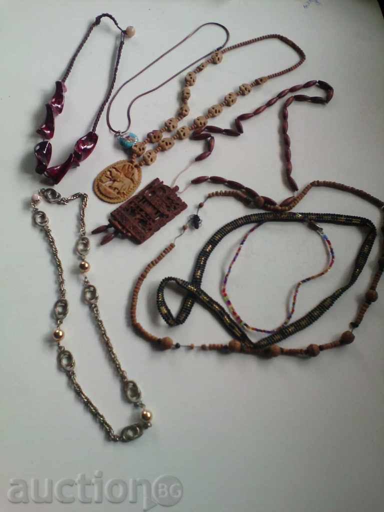 Lot jewelery necklaces necklaces jewelry in 6
