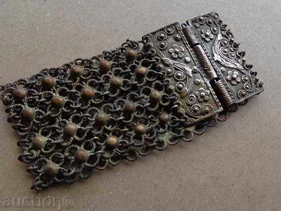 Auction Renaissance silver bracelet, jewel, ornament, ornament Auction Renaissance silver bracelet, jewel, ornament, ornament