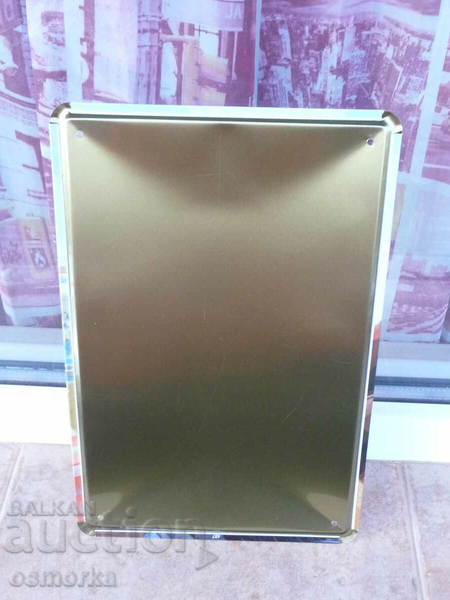 Delivery of Metal boat ship captain pipe model boy sea seagulls Delivery of Metal boat ship captain pipe model boy sea seagulls