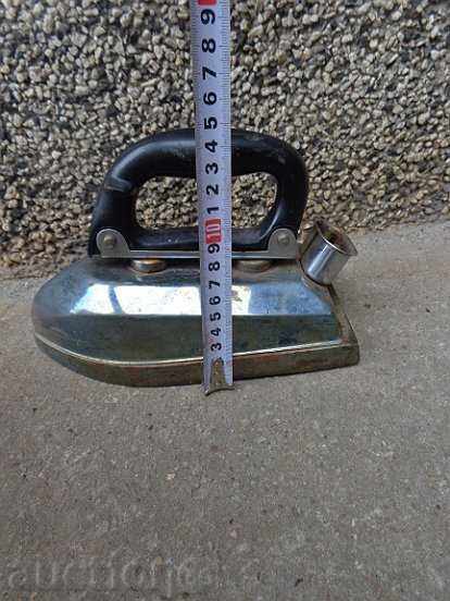 Old electric wounded wound, 50's of the twentieth century with price 40.00 BGN | € 20.45