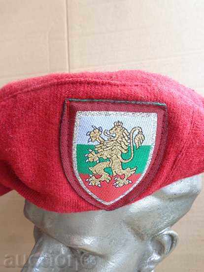 Army beret, uniform, beret with coat of arms with price 37.00 BGN | € 18.92 Army beret, uniform, beret with coat of arms with price 37.00 BGN | € 18.92