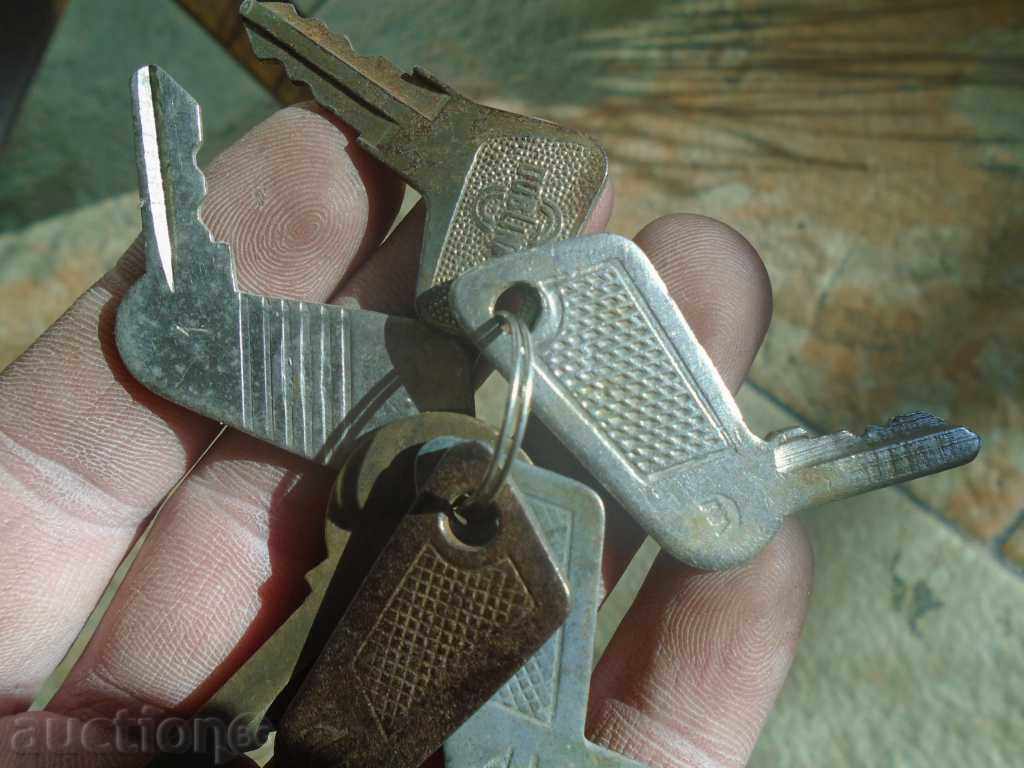 LOSSED KEYS FROM OLD MOT :) :) :) - 6 LOSSED KEYS FROM OLD MOT :) :) :) - 6