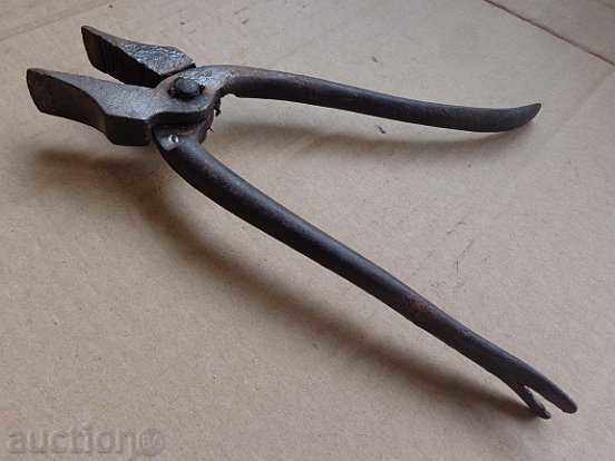 Old master pliers, pincers, tool - 7