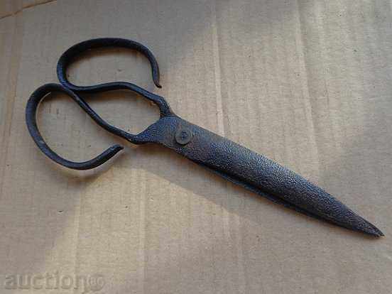 Стара кована ножица, нож, ковано желязо с цена 45.00 лв. | € 23.01