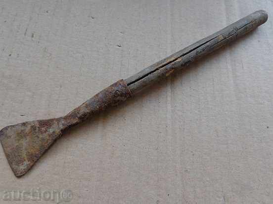An old metal tool, a gingerbread scraper with price 34.00 BGN | € 17.38 An old metal tool, a gingerbread scraper with price 34.00 BGN | € 17.38