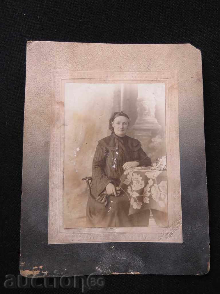 OLD PHOTO - CARDBOARD with price 4.99 BGN | € 2.55 OLD PHOTO - CARDBOARD with price 4.99 BGN | € 2.55