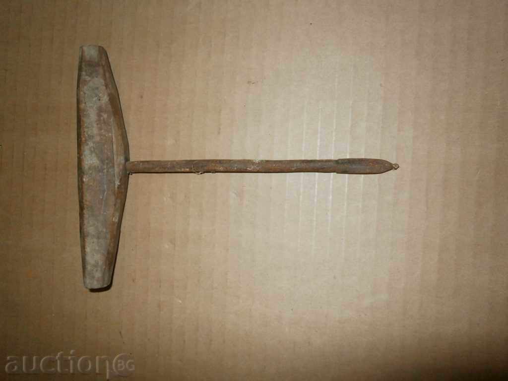 Auction Ancient primitive screwdriver Auction Ancient primitive screwdriver