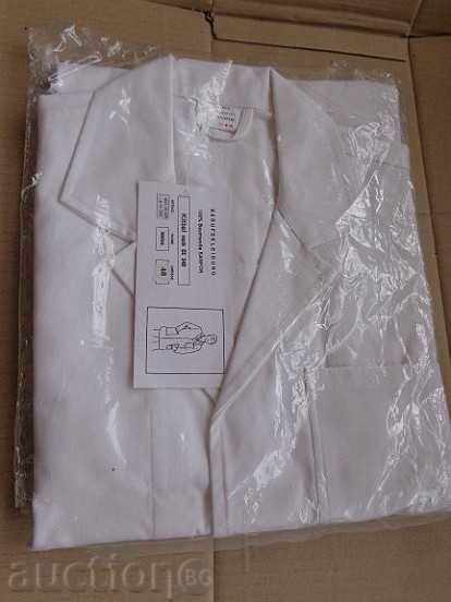 Delivery of White cotton coat №48, new in package Delivery of White cotton coat №48, new in package