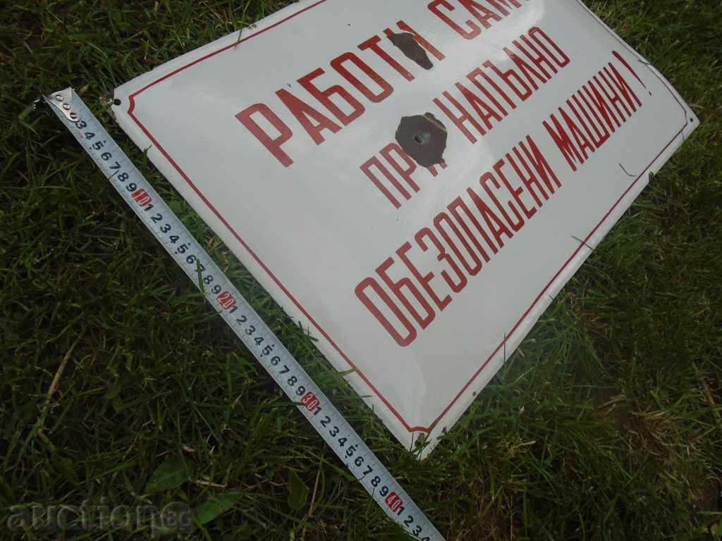 60/40 cm. FOOTWEAR - 5 60/40 cm. FOOTWEAR - 5