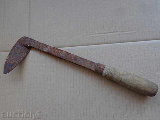 Auction An old naval tool for horsehair heeling Auction An old naval tool for horsehair heeling