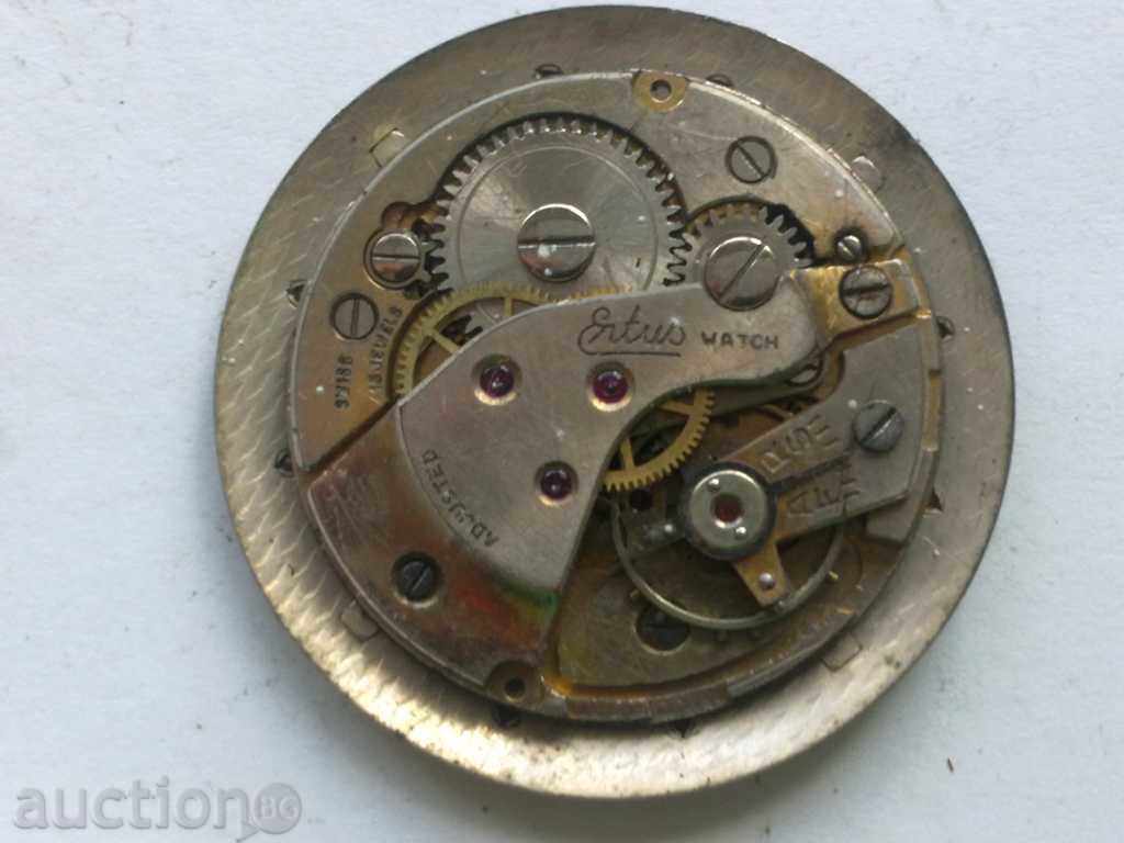 An old clock machine with price 10.00 BGN | € 5.11 An old clock machine with price 10.00 BGN | € 5.11