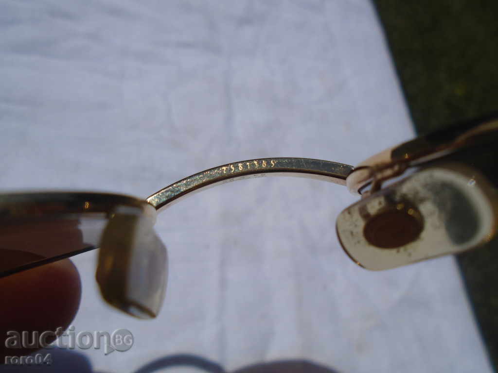 Delivery of Cartier Giverny Gold & Wood 53 22, 140b Delivery of Cartier Giverny Gold & Wood 53 22, 140b