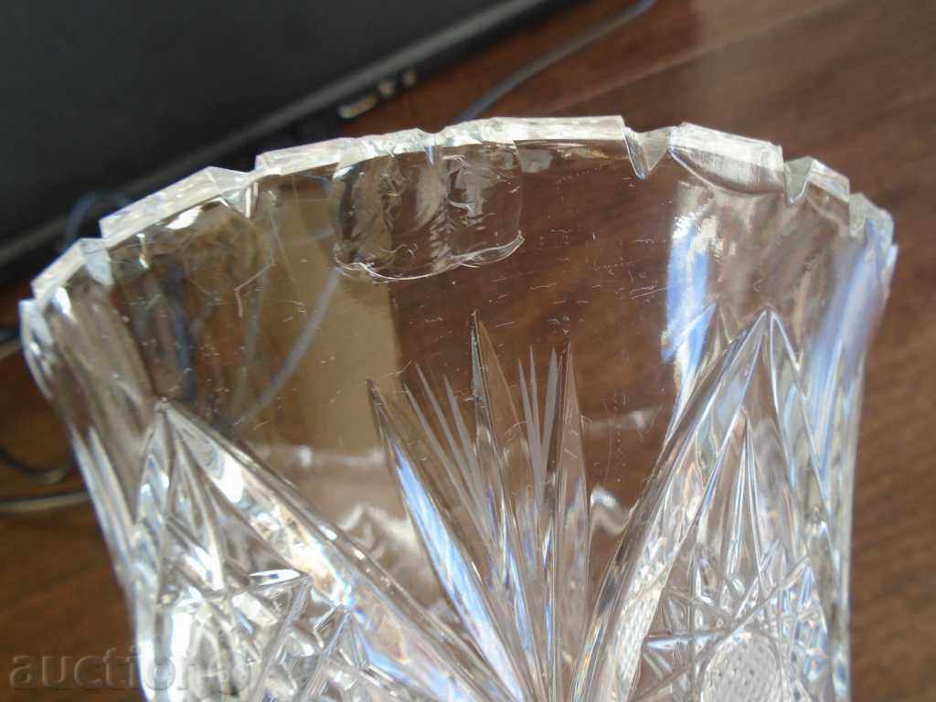 Delivery of BG. CRYSTAL VASE, CUP - BEAUTY FITTINGS Delivery of BG. CRYSTAL VASE, CUP - BEAUTY FITTINGS