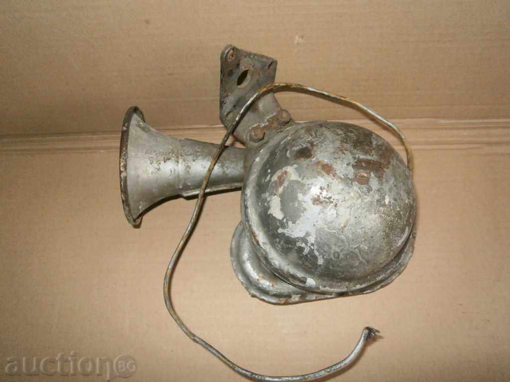 horn thunderbolt from a retro car with price 41.00 BGN | € 20.96