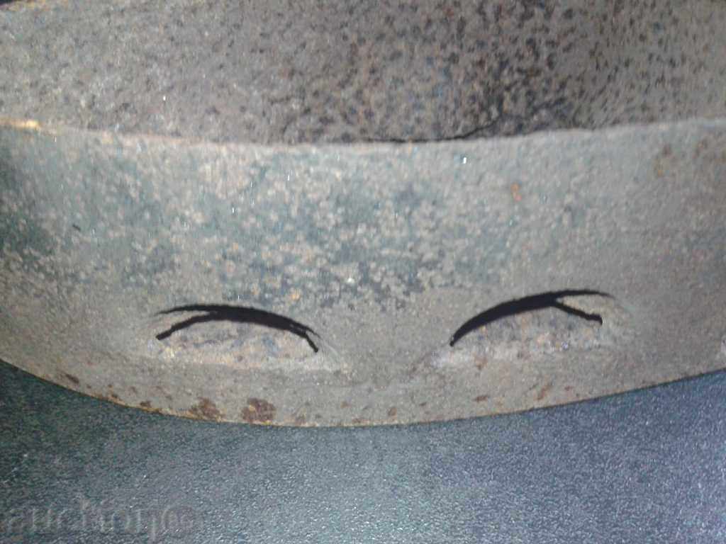 Auction Old iron on coal Auction Old iron on coal