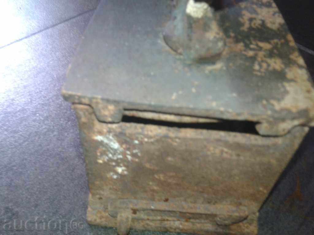 Auction Old iron on coal Auction Old iron on coal