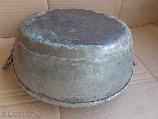 Delivery of Old tin tin copper pot, bakery pan tray pan pan Delivery of Old tin tin copper pot, bakery pan tray pan pan