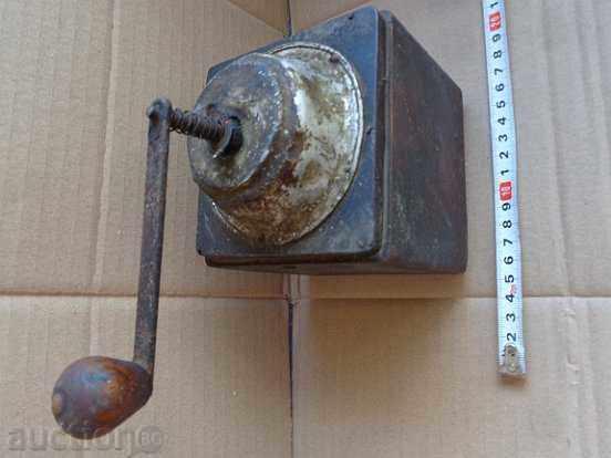 Old grinder spice, coffee black pepper grinder primitive - 5 Old grinder spice, coffee black pepper grinder primitive - 5