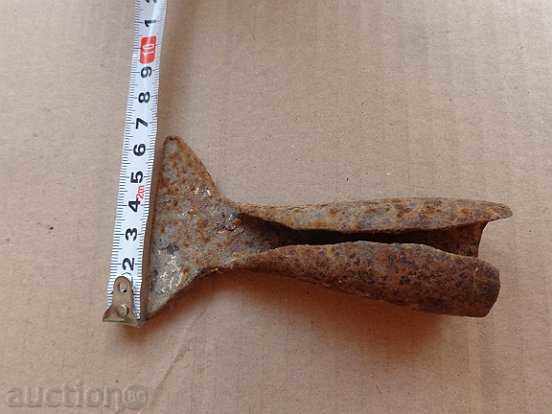 Old gingerbread yarn, tool, wrought iron scraper - 5 Old gingerbread yarn, tool, wrought iron scraper - 5