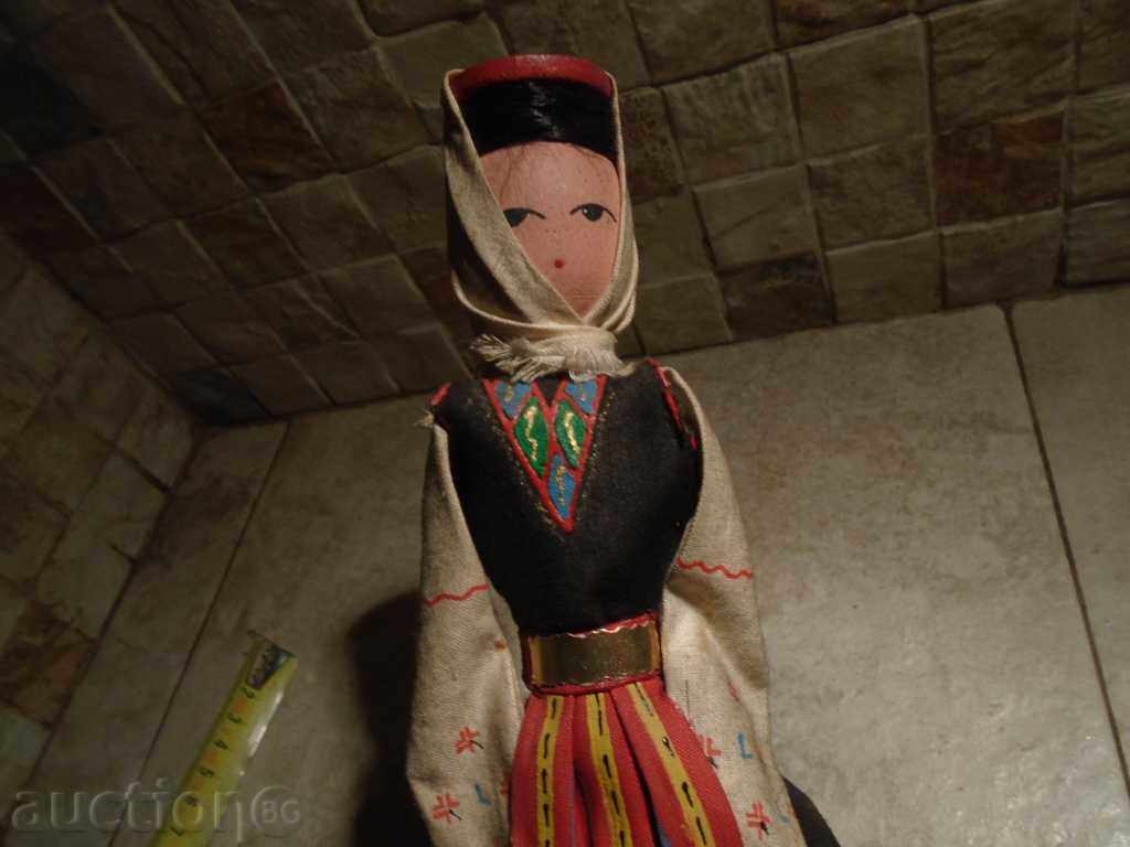 OLD FOLKLORE COUPLE - 6 OLD FOLKLORE COUPLE - 6