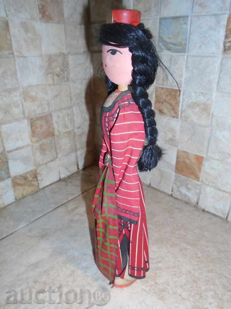 Доставка на СТАРА ЕТНО КУКЛА Доставка на СТАРА ЕТНО КУКЛА