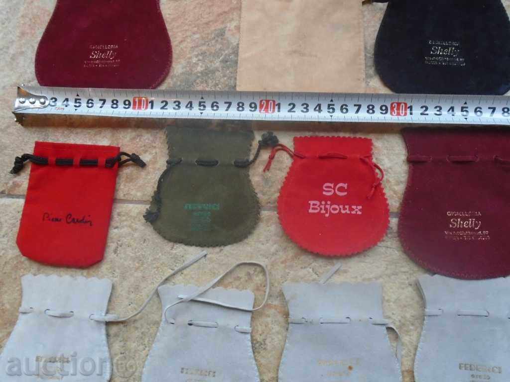 Auction BAGS, JEWELRY BAGS - 13 pcs. Auction BAGS, JEWELRY BAGS - 13 pcs.
