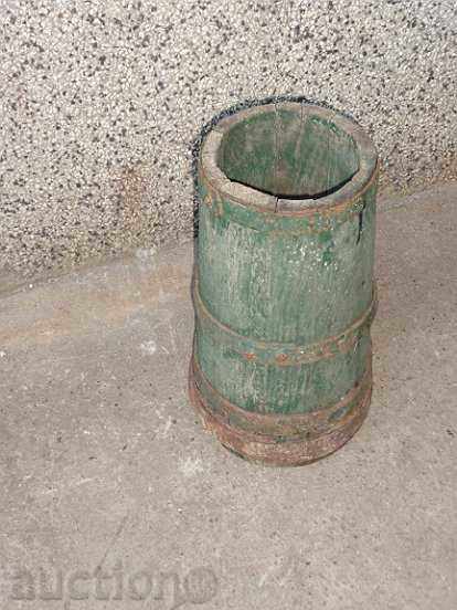 Old piston for oil, cure, keg, wood, wooden, landing - 7