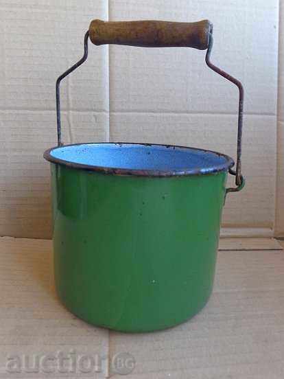 Sock pot with handle, enameled bowl, enamel, utensils with price 42.00 BGN | € 21.47 Sock pot with handle, enameled bowl, enamel, utensils with price 42.00 BGN | € 21.47