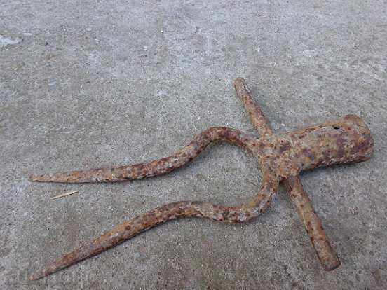 Old twin forged, villa, wrought iron with price 43.00 BGN | € 21.99 Old twin forged, villa, wrought iron with price 43.00 BGN | € 21.99