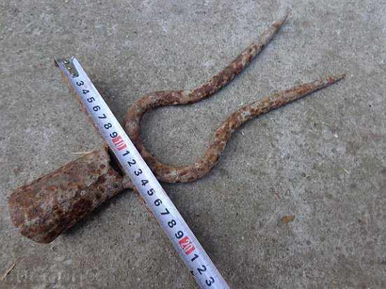 Delivery of Old twin forged, villa, wrought iron Delivery of Old twin forged, villa, wrought iron