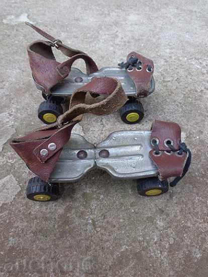 Rollers skates Soca, παιδικό παιχνίδι, αθλητικό χαρακτηριστικό με τιμή 52.00 BGN | € 26.59