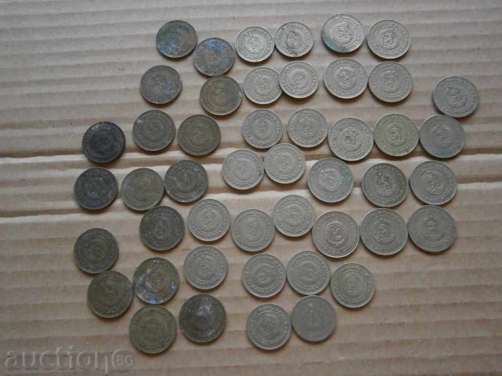 Аукцион LOT  ЛОТ монети от соца 47бр 5 20 50 стотинки 1974 и др.