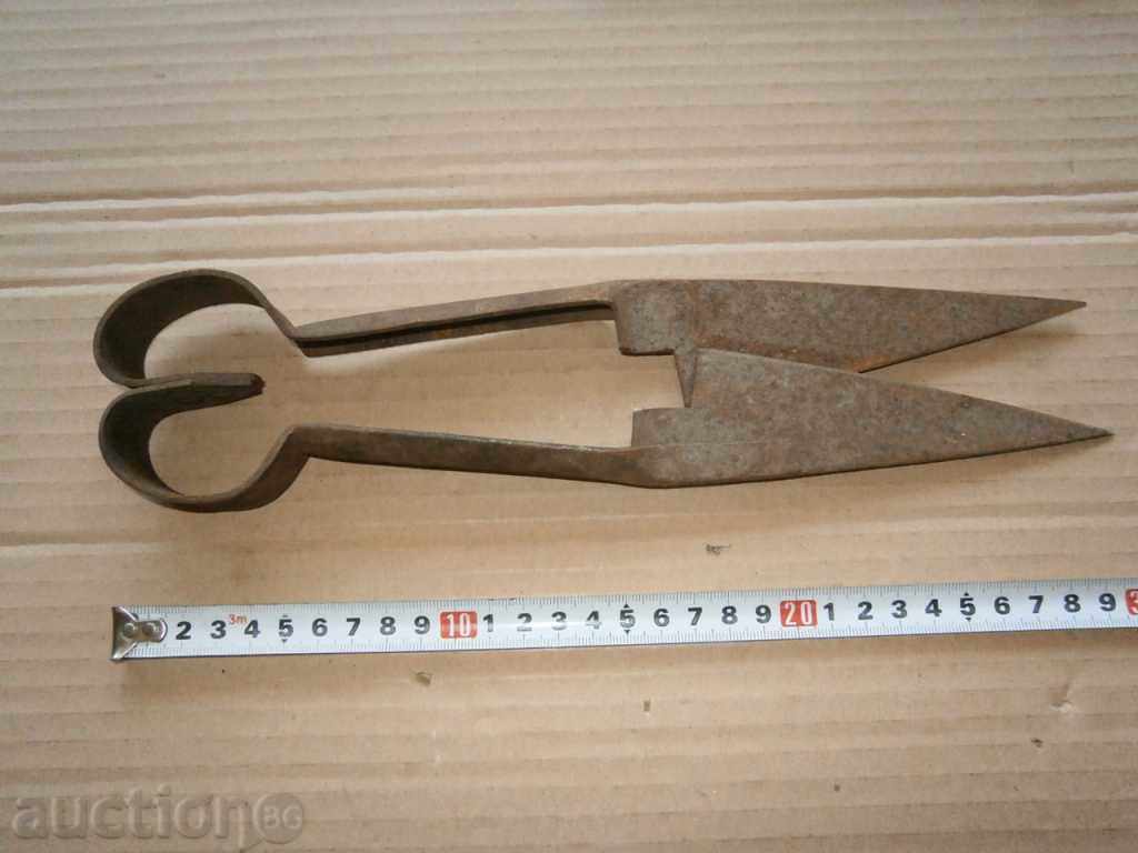 old scissors - 5