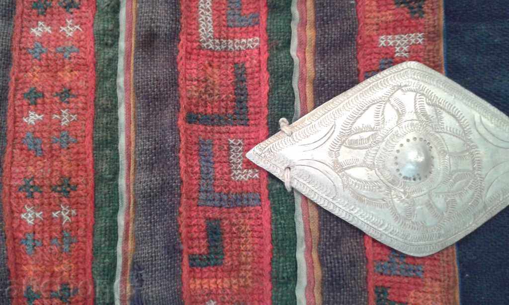 εθνογραφία-old ασημένια κεντήματα με τιμή 40.00 BGN | € 20.45 εθνογραφία-old ασημένια κεντήματα με τιμή 40.00 BGN | € 20.45