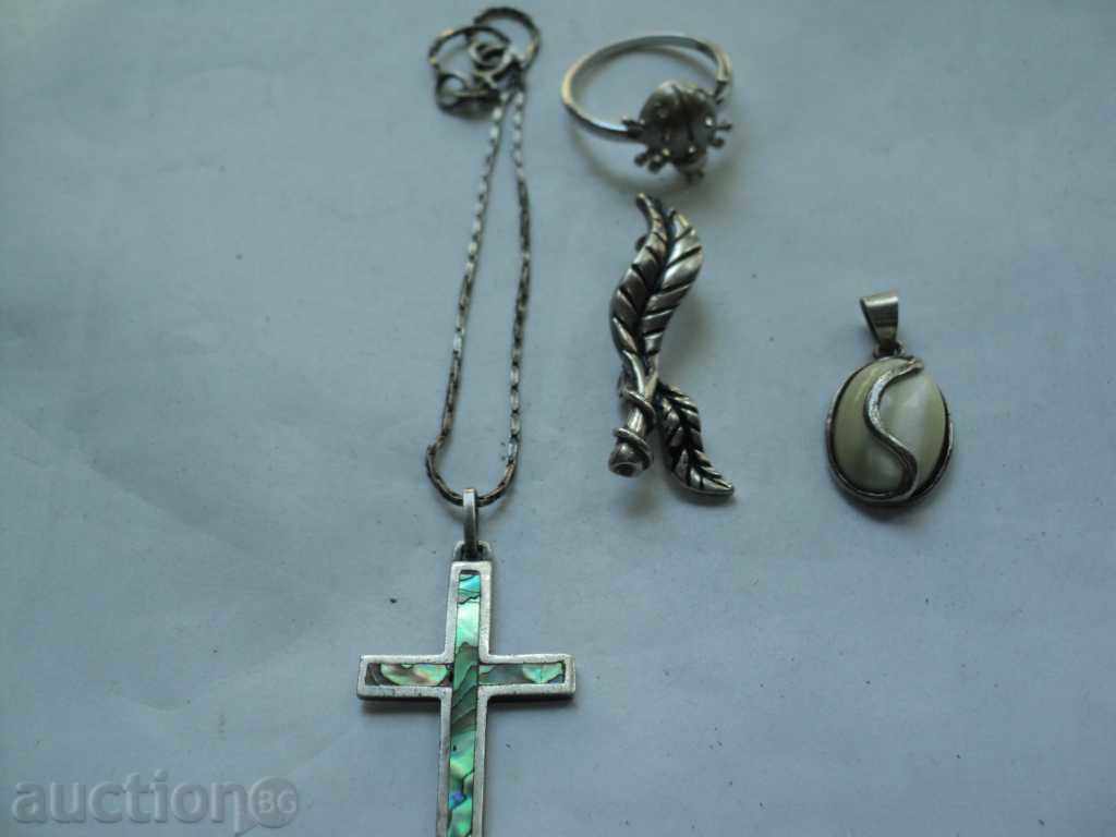 ЛОТ СРЕБРО. с цена 65.00 лв. | € 33.23 ЛОТ СРЕБРО. с цена 65.00 лв. | € 33.23